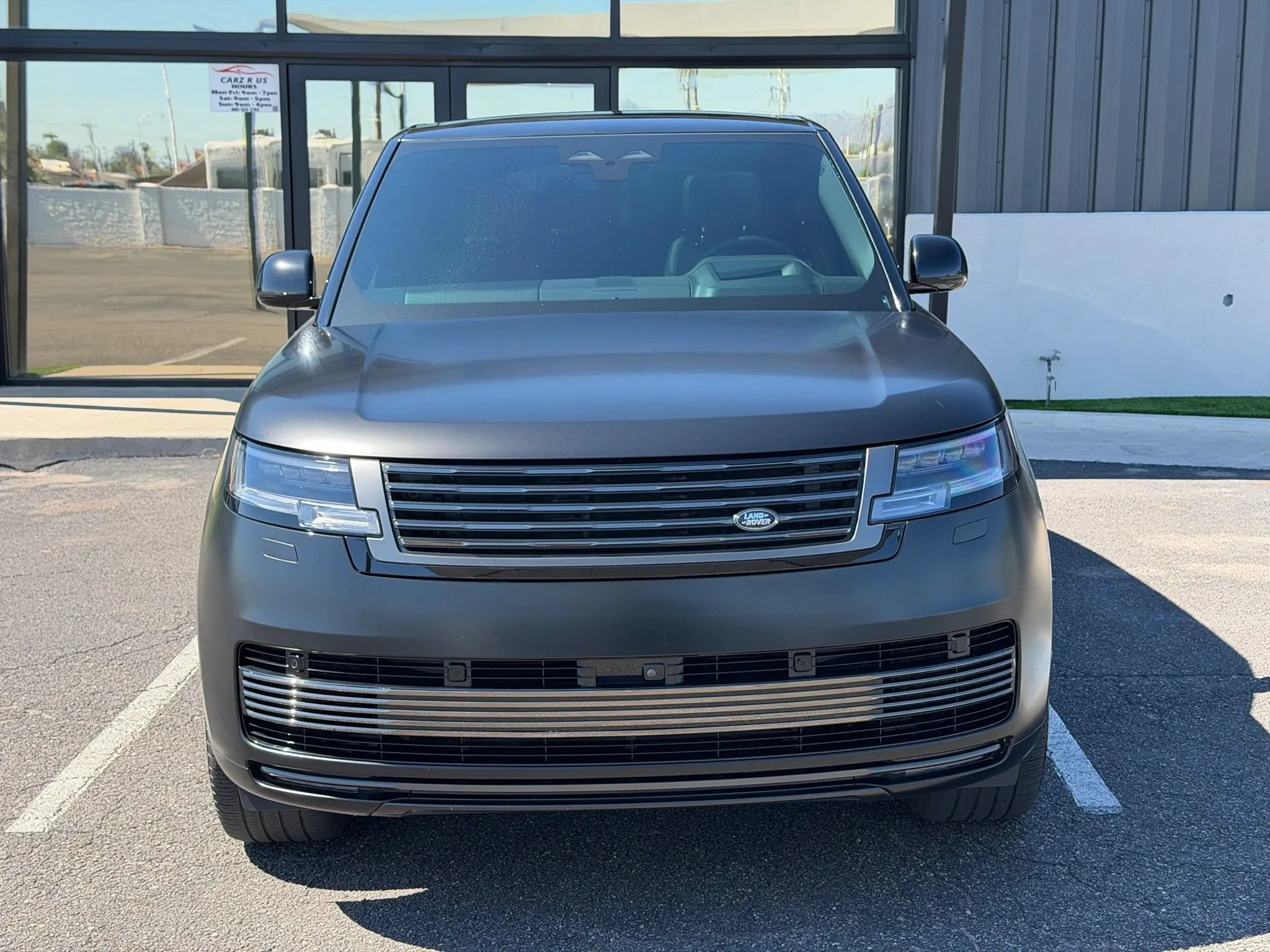 Used 2024 Land Rover Range Rover SV AWD/4WD image 16