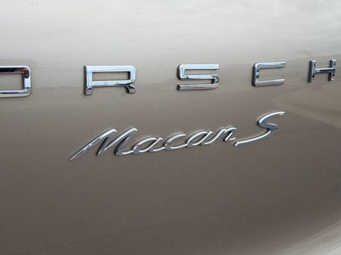 Used 2017 Porsche Macan S AWD/4WD image 18