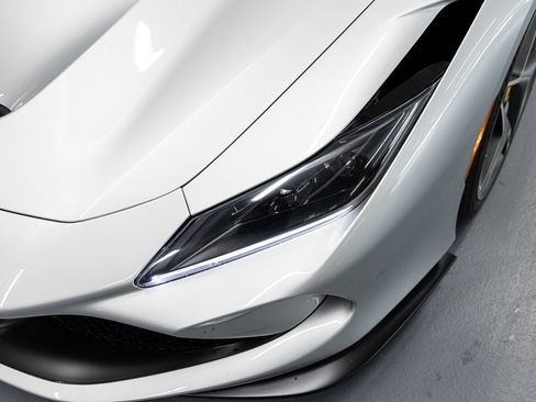 Used 2022 Ferrari F8 Tributo image 12