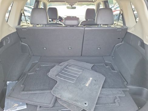 Used 2023 Nissan Rogue Platinum w/ Platinum Premium Package AWD/4WD image 9