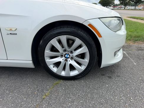 Used 2011 BMW 328i xDrive Coupe AWD/4WD image 20