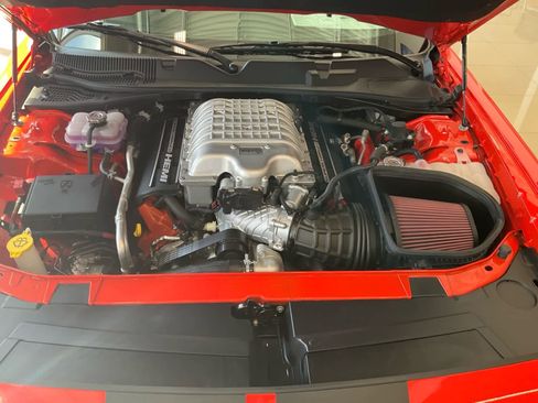 Used 2022 Dodge Challenger SRT Hellcat RWD image 30
