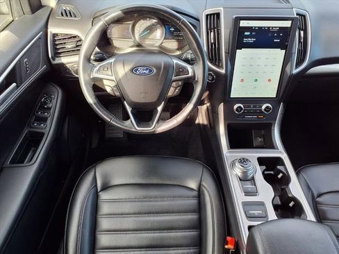Used 2023 Ford Edge SEL image 6