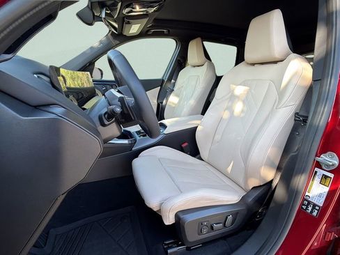 Certified 2025 BMW X3 xDrive30i w/ Premium Package image 5