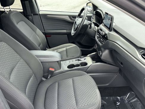 Used 2024 Ford Escape Active FWD image 9