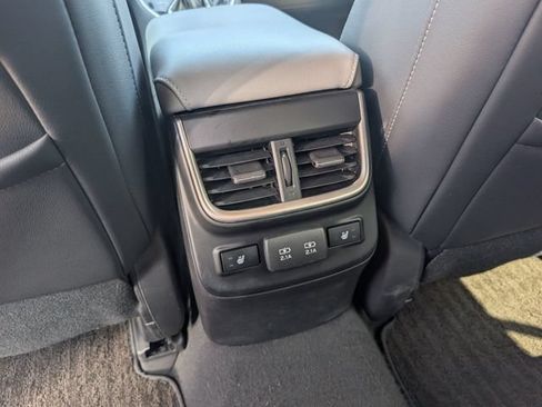 Used 2020 Subaru Outback Limited AWD/4WD image 29