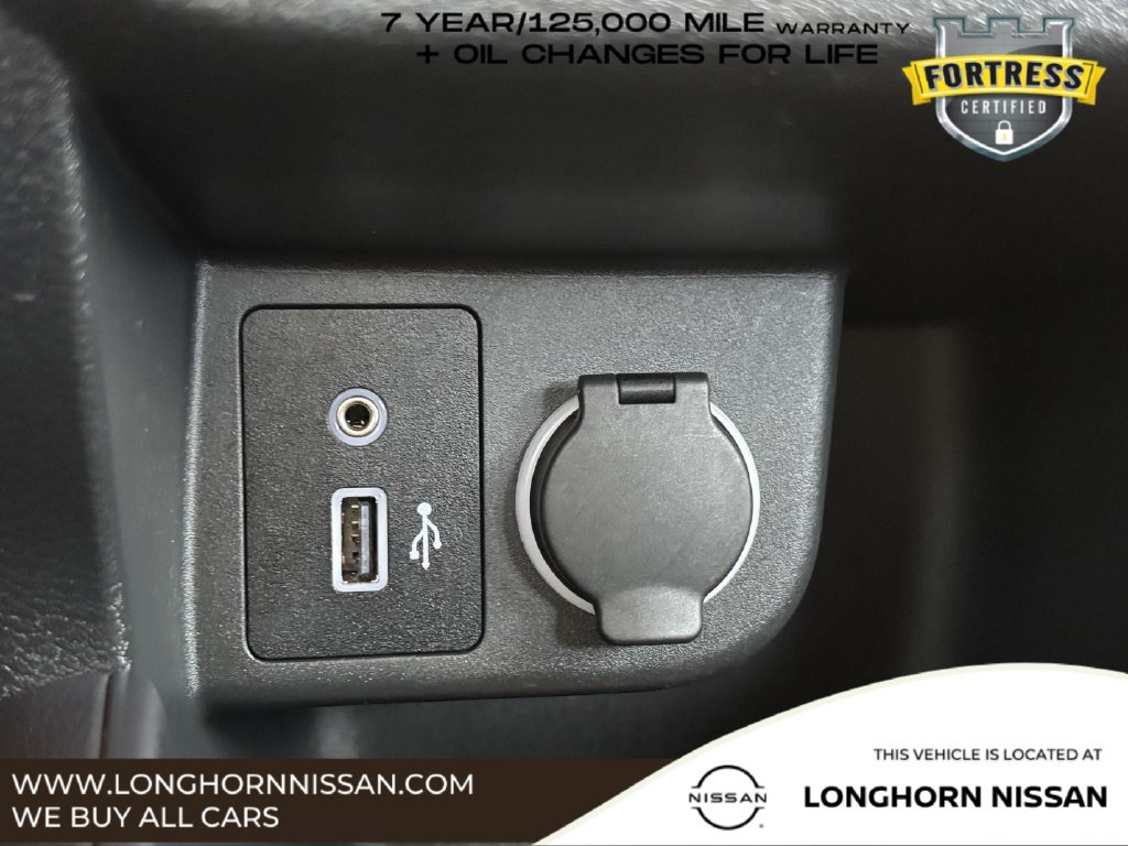 Used 2024 Nissan Kicks S FWD image 17