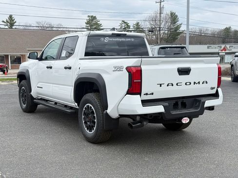 New 2026 Toyota Tacoma TRD Off-Road AWD/4WD image 3