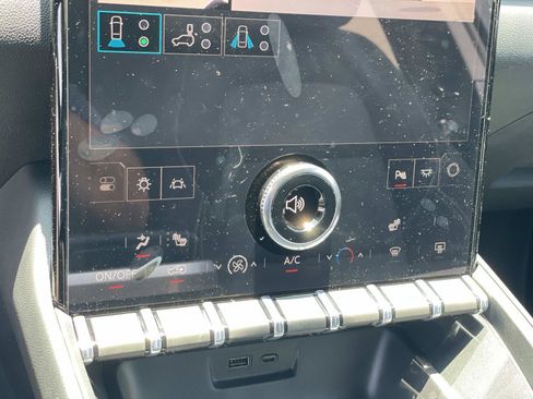 New 2026 GMC Terrain Elevation w/ Technology Package II FWD image 15
