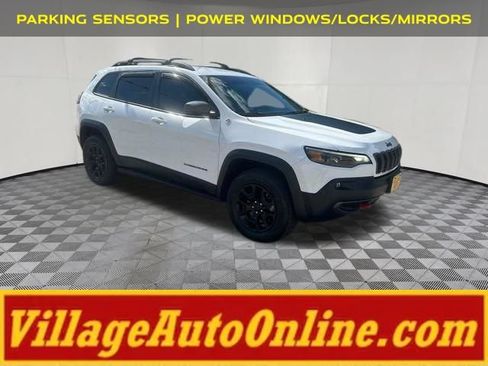 Used 2021 Jeep Cherokee Trailhawk w/ Trailer Tow Group AWD/4WD image 5