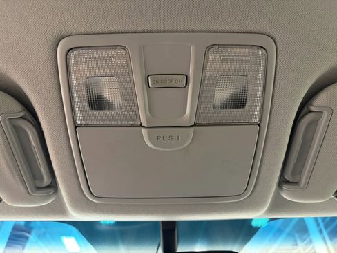 Used 2014 Hyundai Elantra Limited FWD image 43