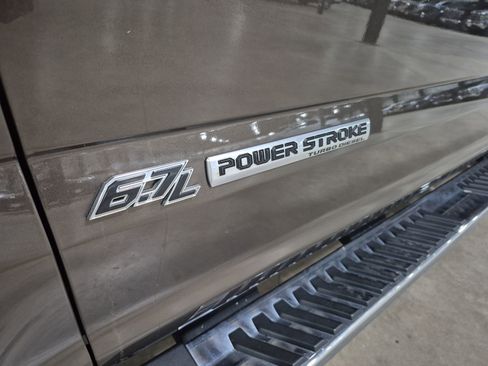Used 2017 Ford F250 Lariat AWD/4WD image 29