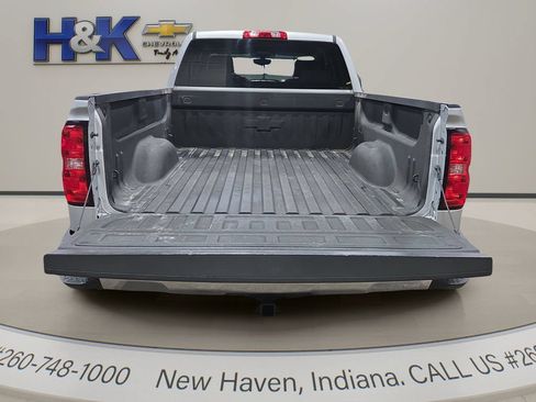Used 2017 Chevrolet Silverado 1500 LT AWD/4WD image 25