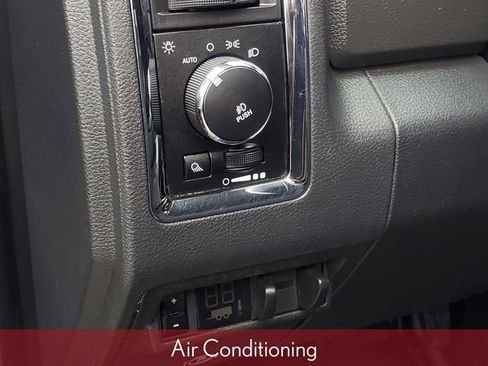 Used 2012 RAM 1500 Laramie image 17