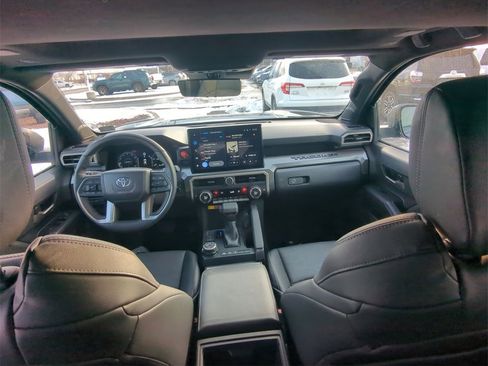 Used 2024 Toyota Tacoma TRD Off-Road w/ TRD Off Road Premium Package image 11