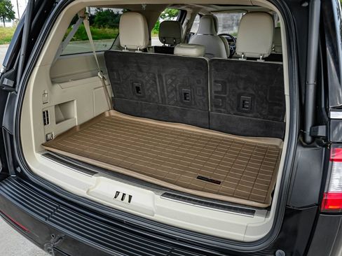 Used 2020 Lincoln Navigator L Reserve w/ Equipment Group 208A Reserve AWD/4WD image 65