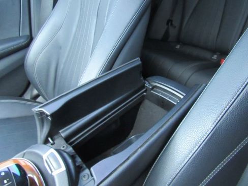 Used 2019 Mercedes-Benz E 450 4MATIC Sedan w/ Premium Package image 49