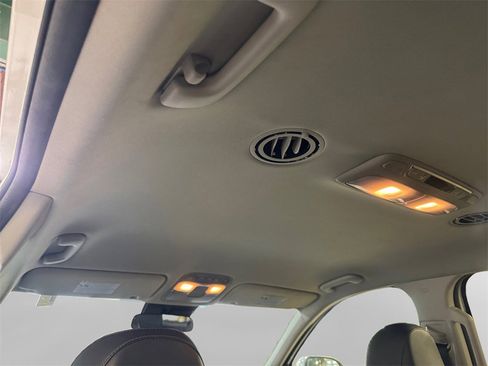 Certified 2022 Kia Telluride LX image 23