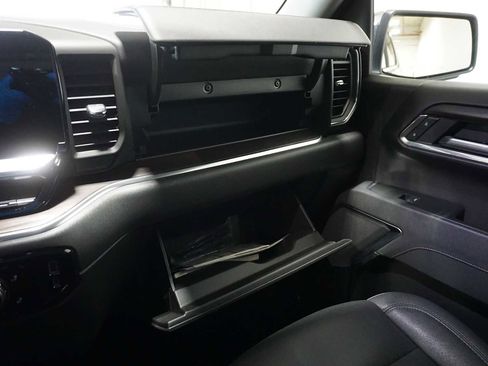 Certified 2025 GMC Sierra 1500 SLT image 21