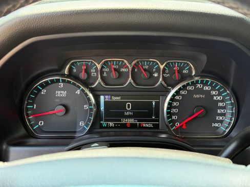 Used 2017 Chevrolet Silverado 1500 LT w/ Texas Edition RWD image 25