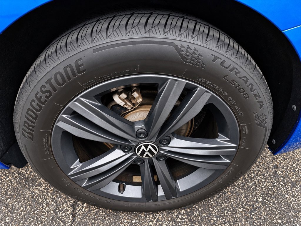 Used 2023 Volkswagen Jetta SE FWD image 15