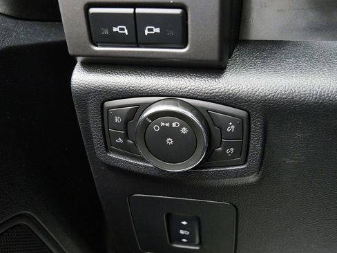 Used 2016 Ford F150 XLT w/ Equipment Group 302A Luxury AWD/4WD image 27