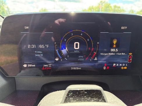 Used 2024 Chevrolet Traverse Z71 w/ Enhanced Driving Package AWD/4WD image 8