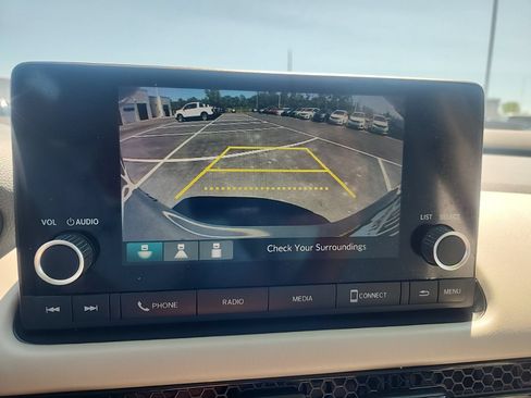 Used 2025 Honda HR-V LX image 20