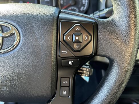 Used 2023 Toyota Tacoma SR image 15