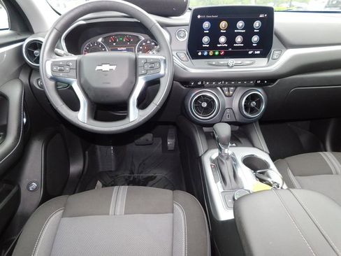 Used 2023 Chevrolet Blazer LT w/ Convenience Package FWD image 16