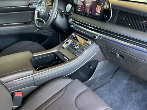 Used 2025 Hyundai Palisade Calligraphy image 15