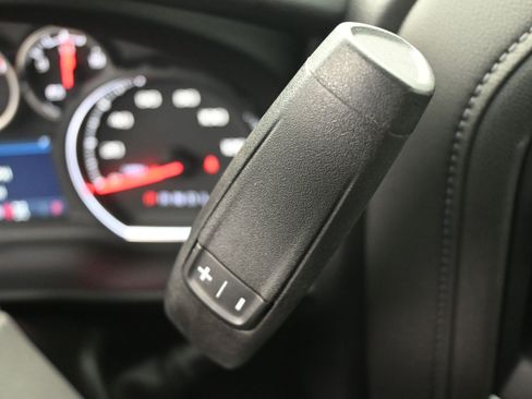 Used 2022 Chevrolet Silverado 1500 LT image 17