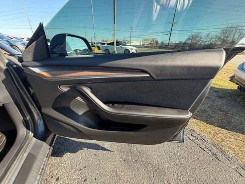 Used 2022 Tesla Model 3 Long Range image 22