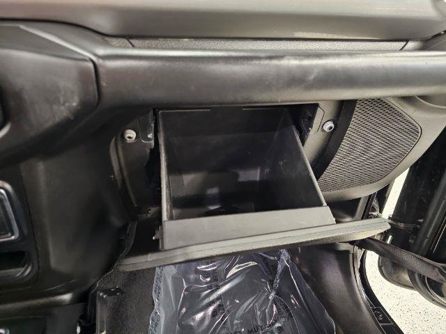 Used 2020 Jeep Wrangler Unlimited Sahara AWD/4WD image 30
