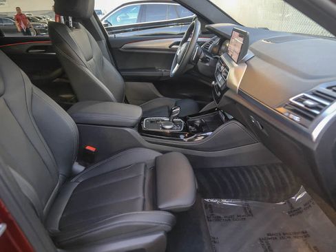 Used 2023 BMW X4 xDrive30i w/ Premium Package image 13