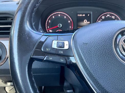 Used 2020 Volkswagen Passat 2.0T SEL image 24