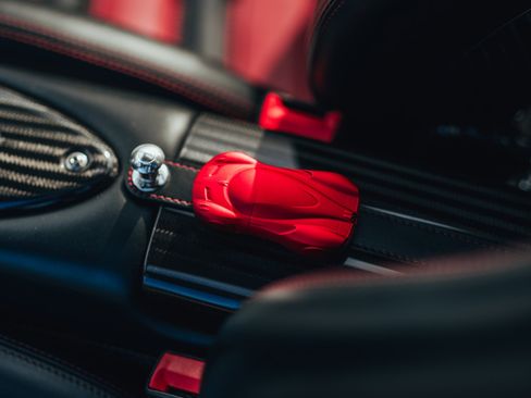 Used 2014 Pagani Huayra RWD image 17