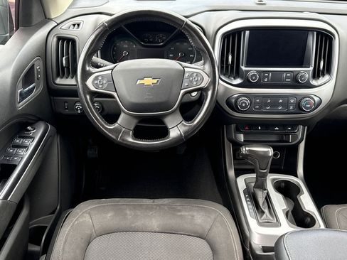 Used 2019 Chevrolet Colorado LT w/ LT Convenience Package AWD/4WD image 18
