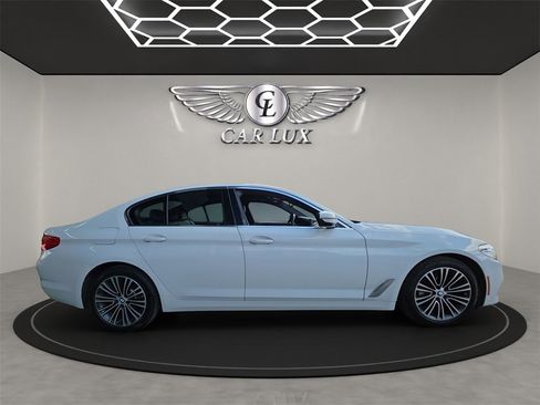 Used 2019 BMW 530i w/ Convenience Package image 7