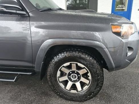 Used 2023 Toyota 4Runner TRD Off-Road Premium w/ Off Road Premium Plus Package AWD/4WD image 18