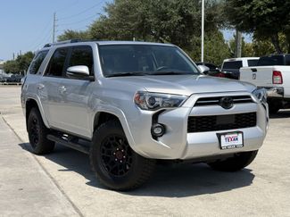 Used 2024 Toyota 4Runner SR5 Premium w/ Moonroof Package RWD video 2