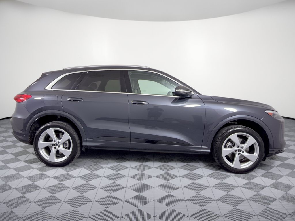 Used 2026 Audi Q5 Premium AWD/4WD image 8