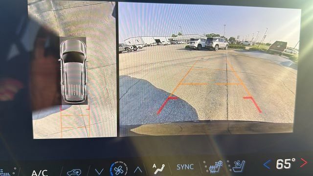 New 2026 Chevrolet Traverse High Country FWD image 21