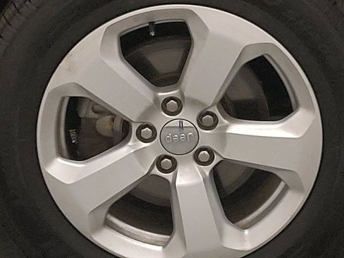 Used 2020 Jeep Compass Latitude image 31