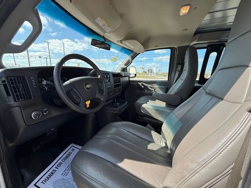 Used 2019 Chevrolet Express 2500 w/ Driver Convenience Package image 11