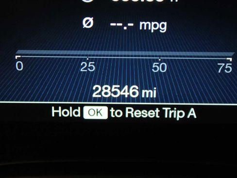 Used 2023 Maserati Grecale GT image 40