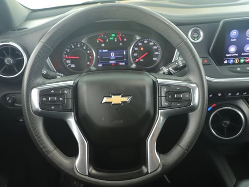 Used 2022 Chevrolet Blazer LT image 19