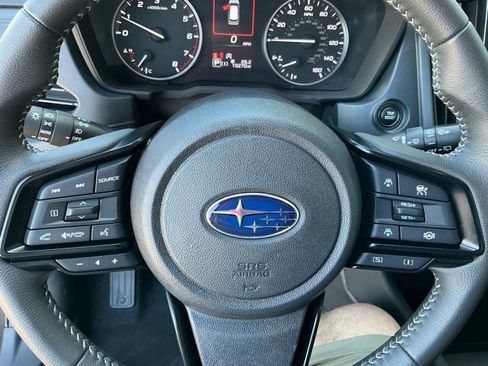 Used 2025 Subaru Forester Premium AWD/4WD image 28