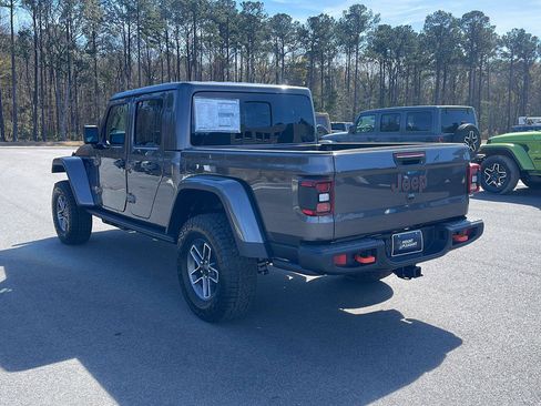 New 2026 Jeep Gladiator Mojave image 5