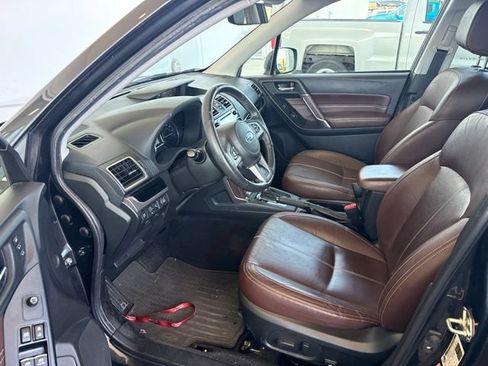 Used 2018 Subaru Forester 2.5i Touring w/ Popular Package #3B AWD/4WD image 14